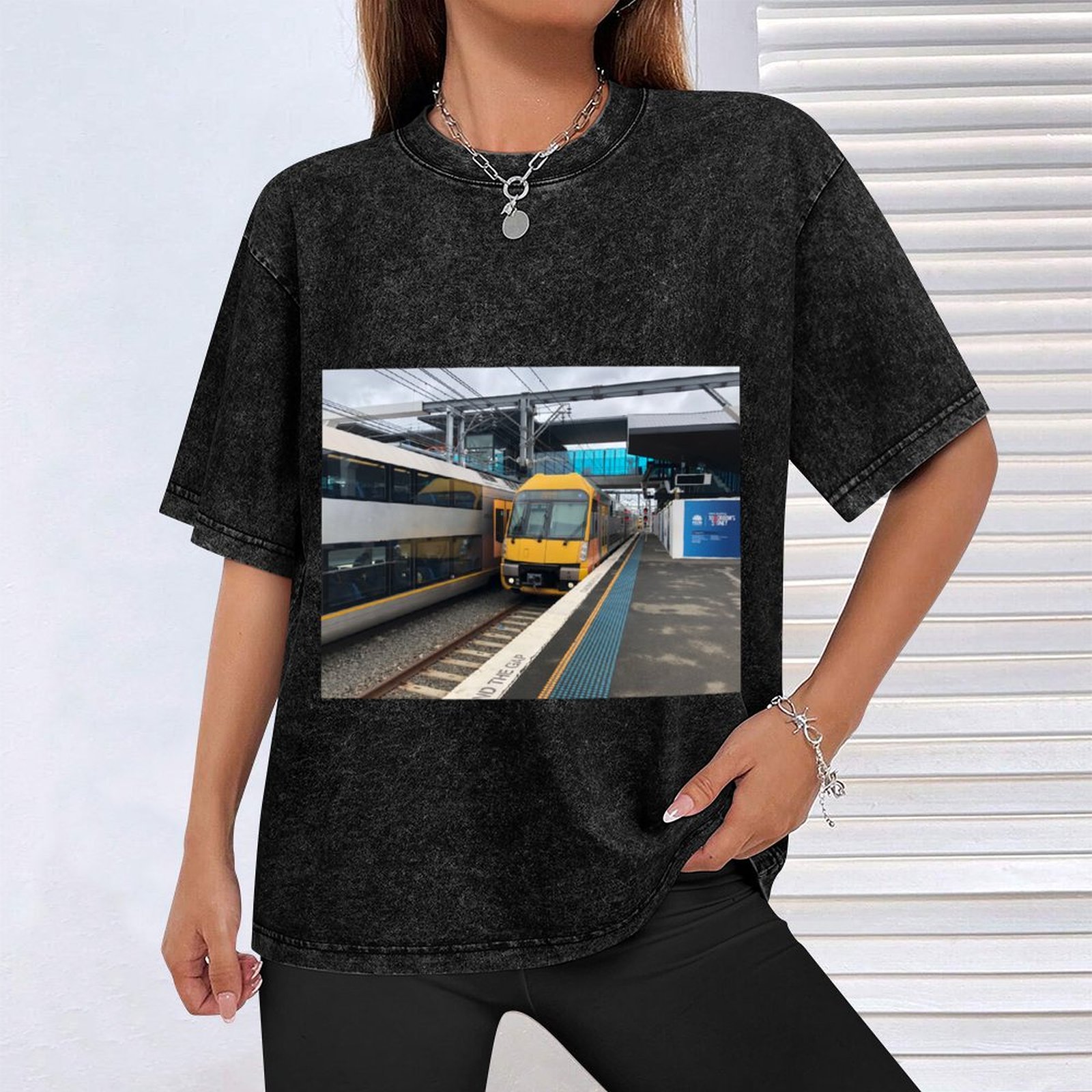 Sydney Trains A Set Waratah at - Men'S Fashion Sydney reseña y precio